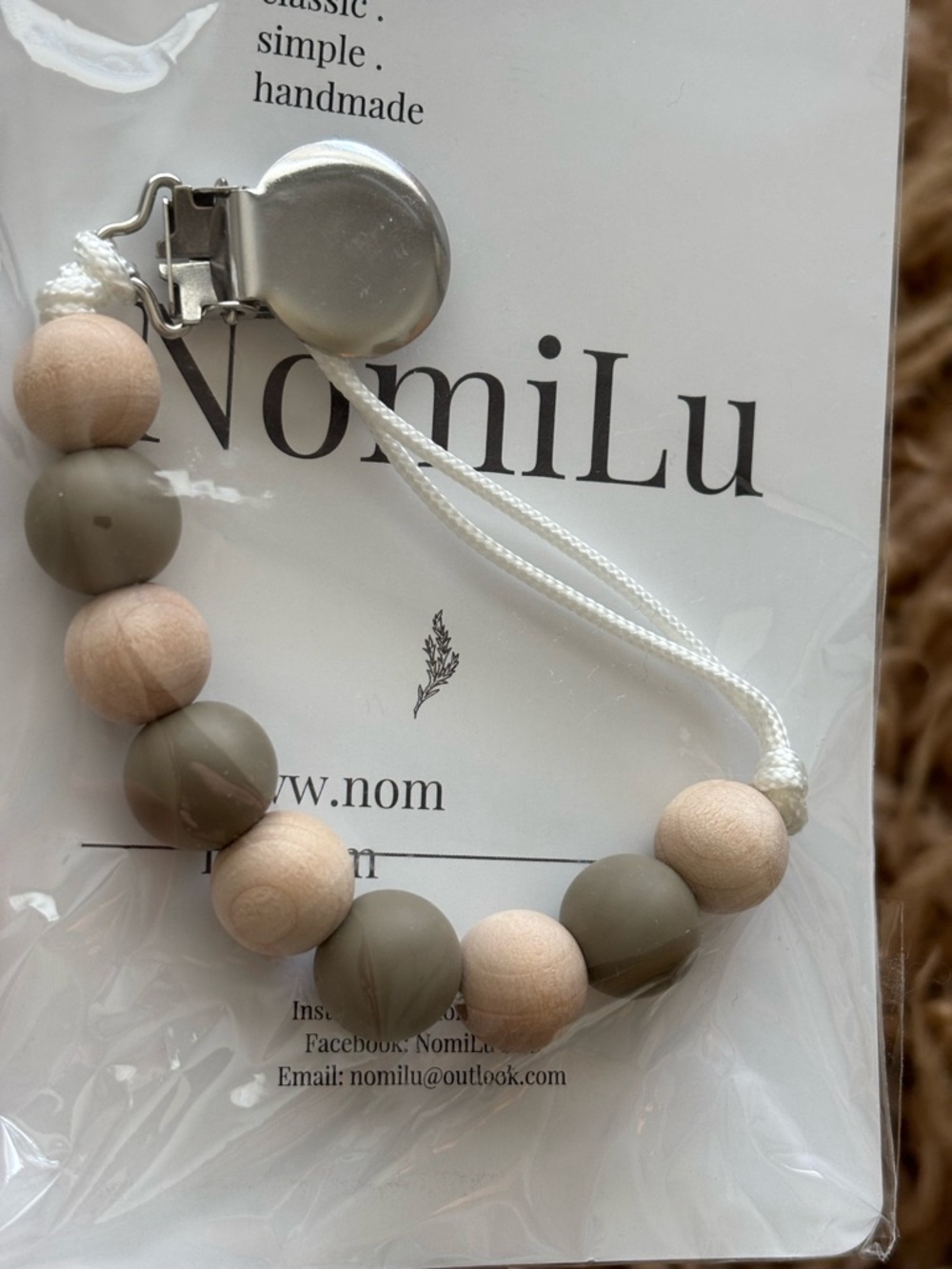 Pacifier clip (brown) - Picture 3 of 3